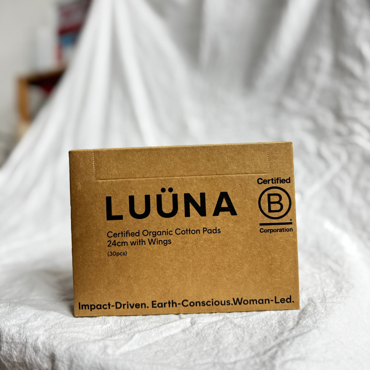 LUÜNA Naturals Organic Cotton Day Pads 24cm (30pcs)