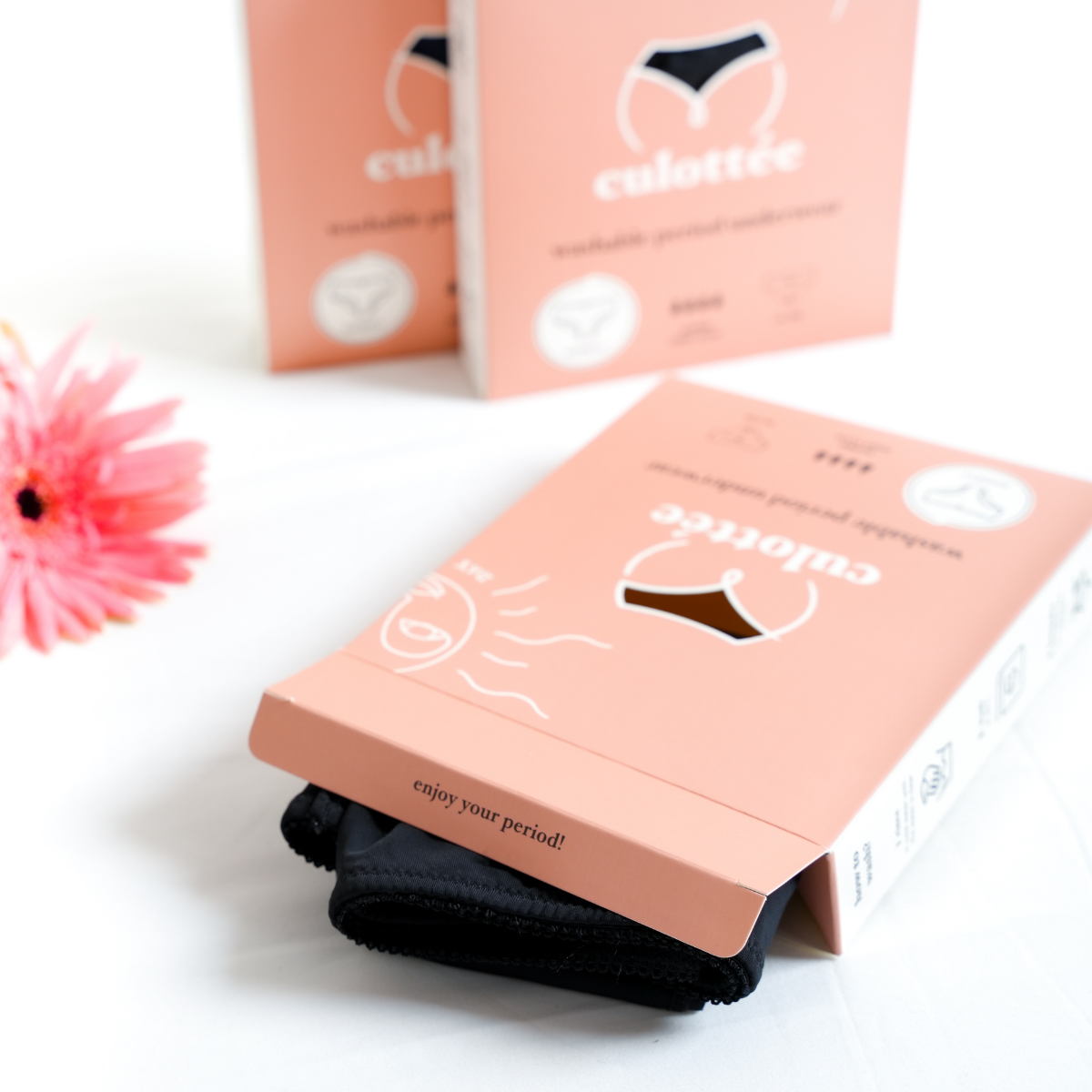 Culottée Moon Shorty menstrual underwear