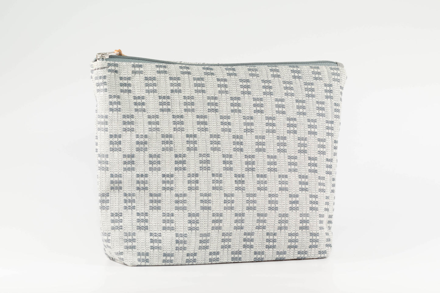 Nepal Handmade Pouch (L) - Happeriod