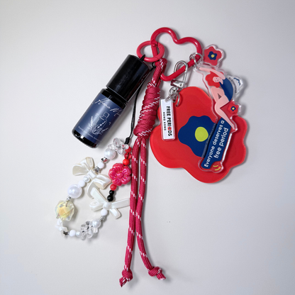 人人都值得一個自在的經期｜慈善掛飾（連 Root 精油）