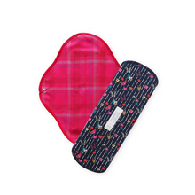 Load image into Gallery viewer, Momiji Natural Large Day Pad
