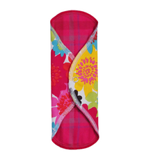Load image into Gallery viewer, Momiji Natural Small Day Pad
