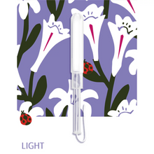 Load image into Gallery viewer, Kirakira Organic Tampons with Plastic Applicator - Light (12pcs)
