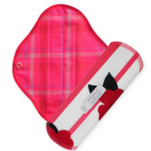 Load image into Gallery viewer, Momiji Natural Small Day Pad
