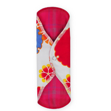 Load image into Gallery viewer, Momiji Natural Small Day Pad
