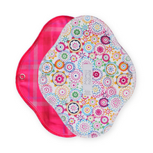 Load image into Gallery viewer, Momiji Natural Small Day Pad
