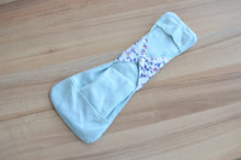 將圖片載入圖庫檢視器 Free Periods Handmade Organic Night Pad with insert pad - Happeriod
